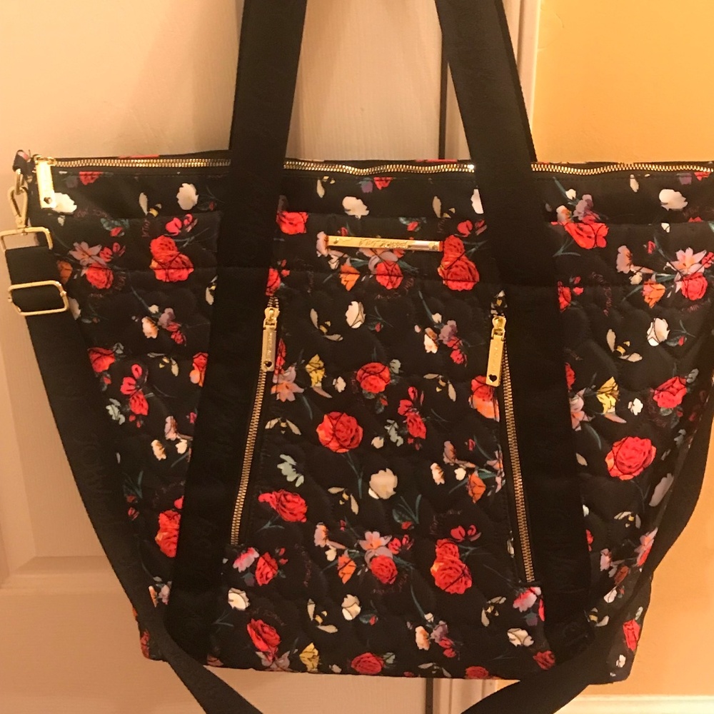 Betsey Johnson overnight/weekend bag